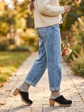 AMERICAN EAGLE Clog